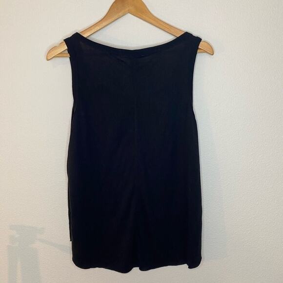 Torrid Black Crewneck Sleeveless Viscose Stretchy Tank Top Size 1 - Picture 3 of 3